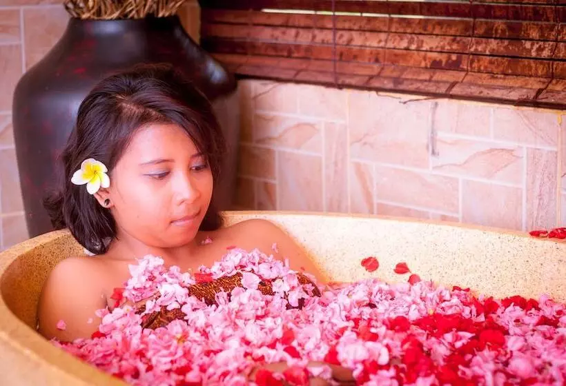 ホテル Melasti Kuta Bungalows & Spa