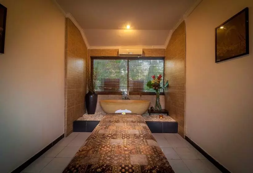 ホテル Melasti Kuta Bungalows & Spa