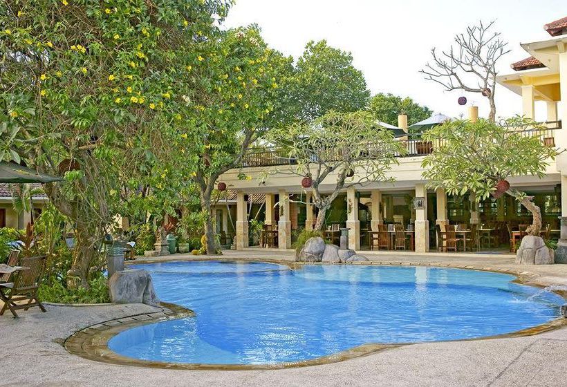 Отель Dolphin  Bali