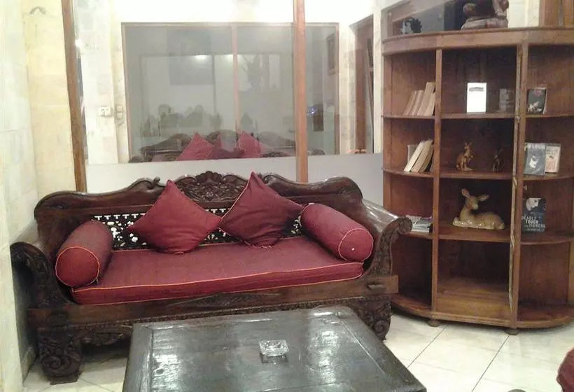 Отель Dolphin Bali