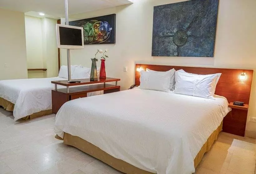 Szálloda Plazamar Pacifico