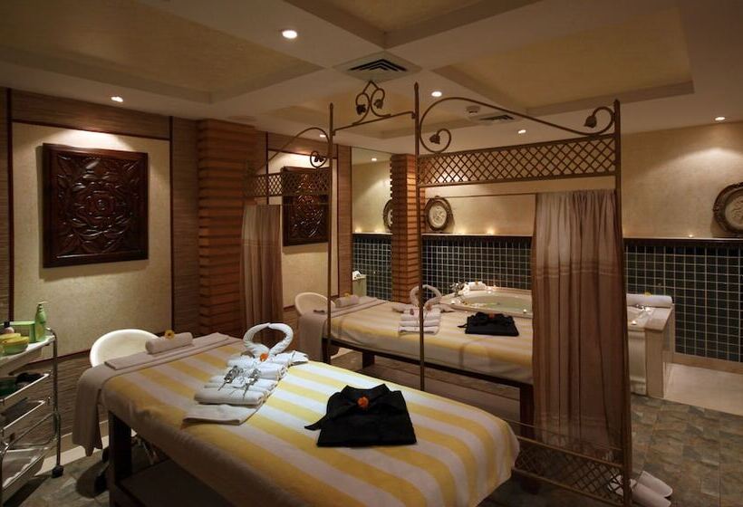 בית מלון כפרי Radisson Jaipur City Center