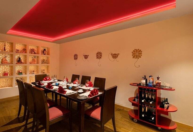 בית מלון כפרי Radisson Jaipur City Center