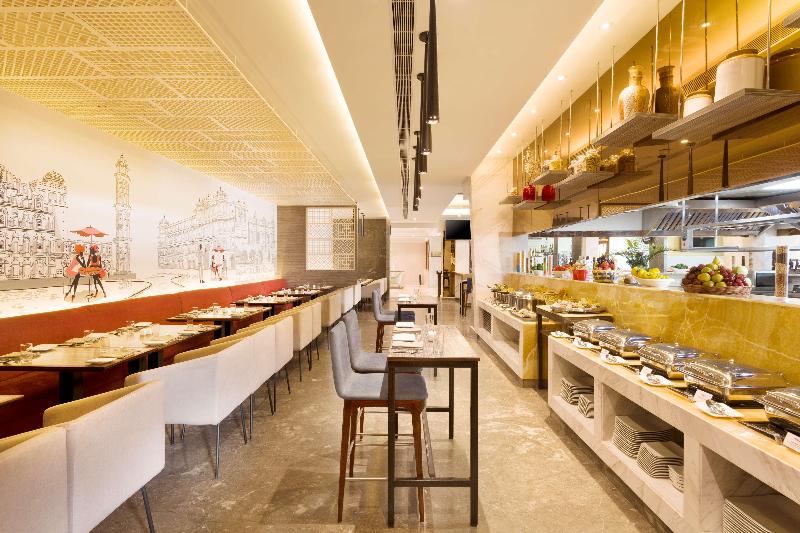 בית מלון כפרי Radisson Jaipur City Center