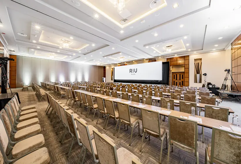 Hotel Riu Plaza Panama