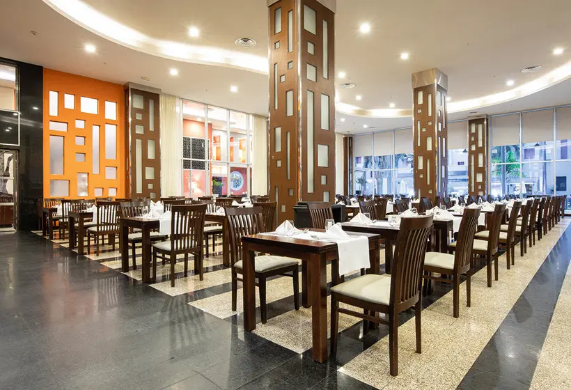 Hotel Riu Plaza Panama
