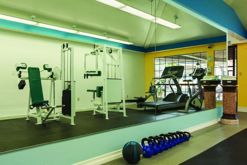 هتل Sands Inn & Suites