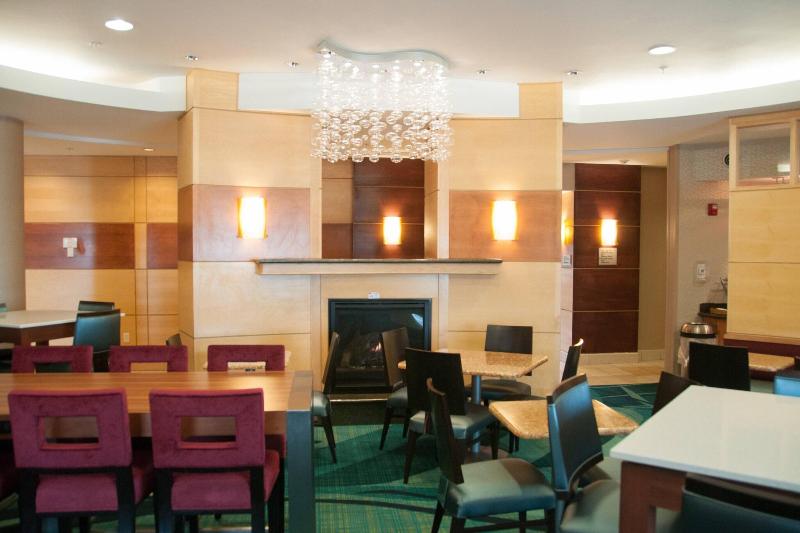 هتل Springhill Suites By Marriott Colorado Springs South