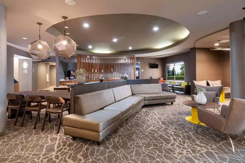 Отель Springhill Suites By Marriott Colorado Springs South