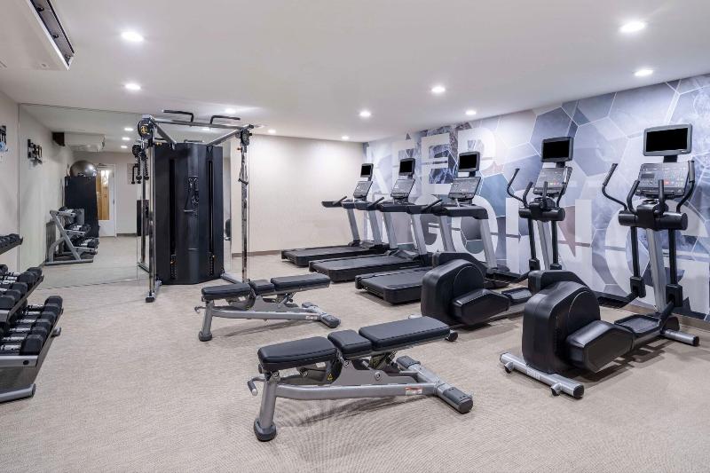 هتل Springhill Suites By Marriott Colorado Springs South