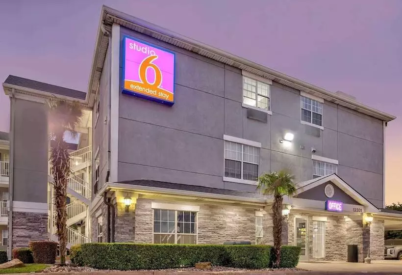 ホテル Studio 6 Dallas, Tx  North  Richardson