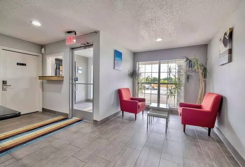 ホテル Studio 6 Dallas, Tx  North  Richardson