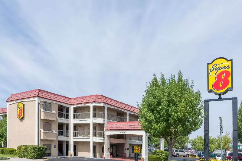 Hotel Quality Inn & Suites