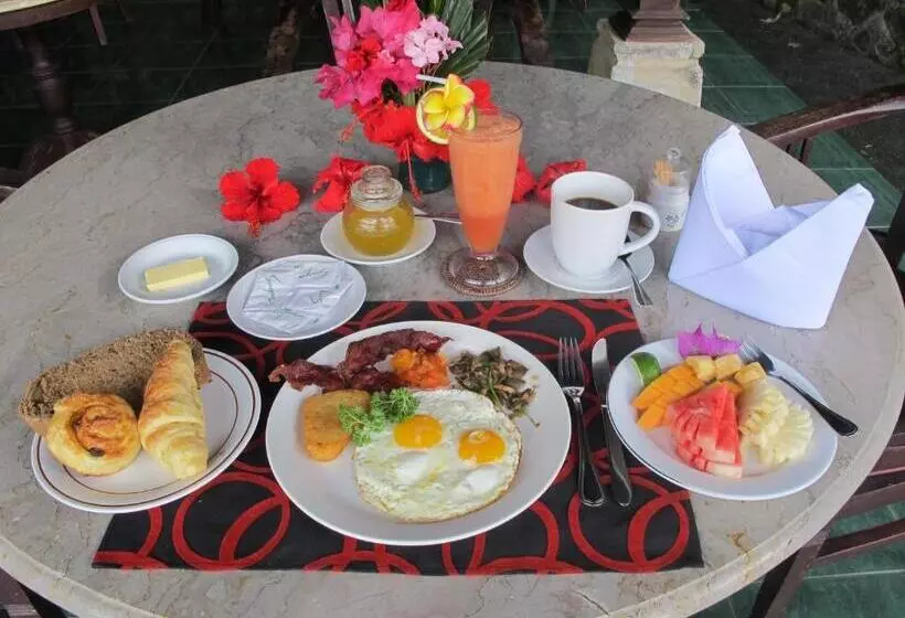 酒店 Tanah Merah Art Resort