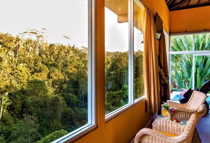 酒店 Tanah Merah Art Resort