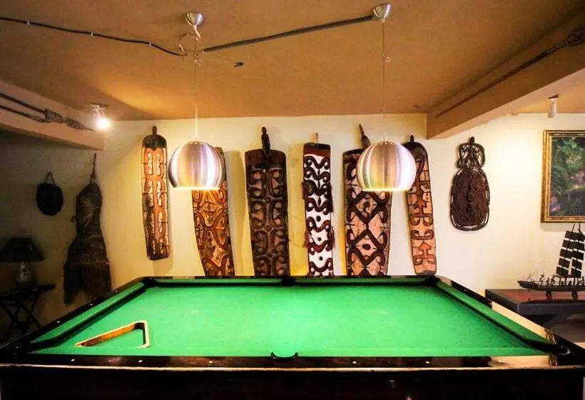 酒店 Tanah Merah Art Resort