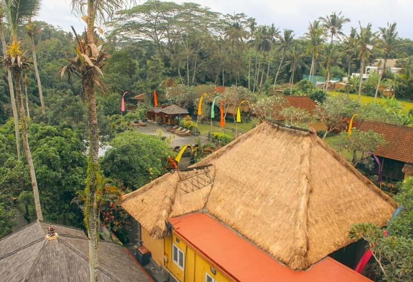 酒店 Tanah Merah Art Resort