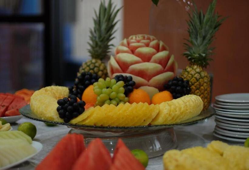 فندق Tropical Executive