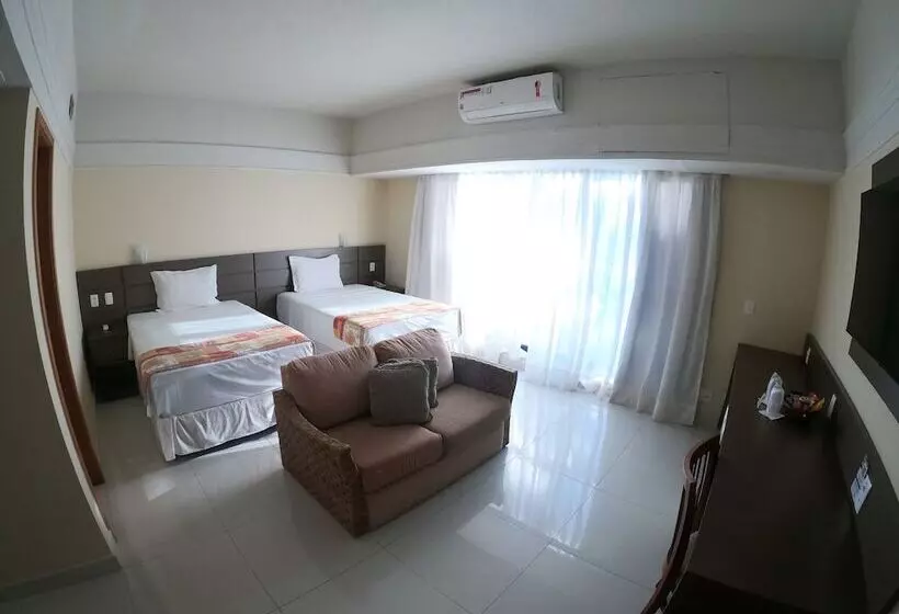 בית מלון כפרי Tropical Executive