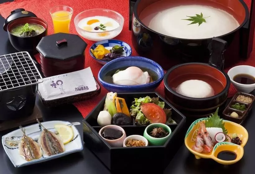 Отель Yamatoya Honten Ryokan Osaka