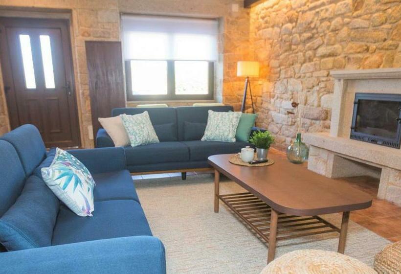 Hospedium Galitrips A Casa De Lucho