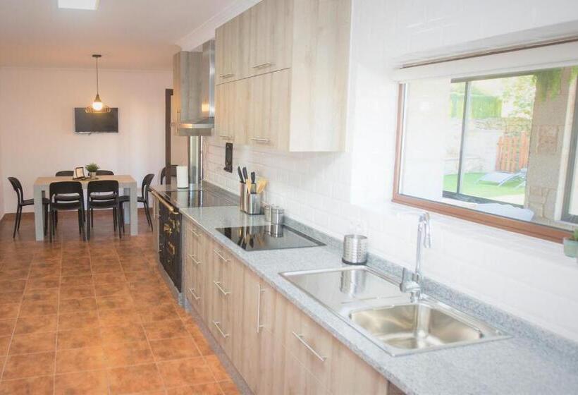 Hospedium Galitrips A Casa De Lucho