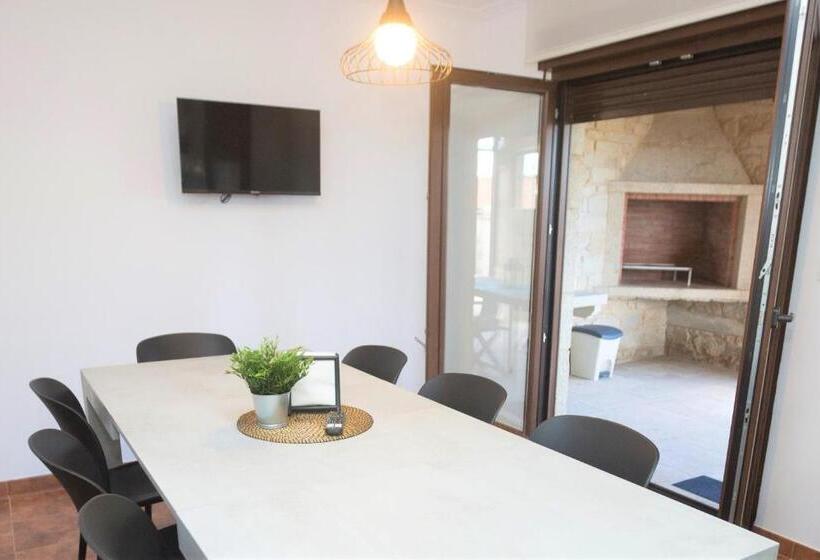 Hospedium Galitrips A Casa De Lucho