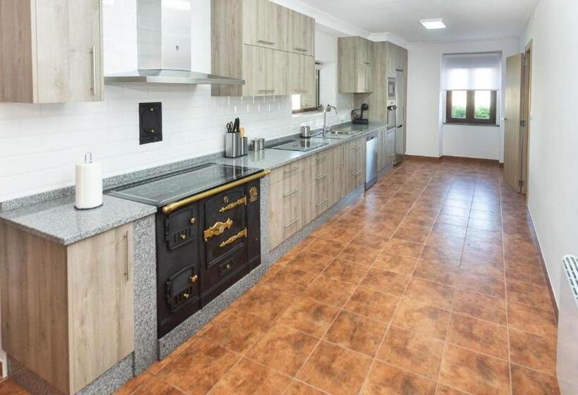 Hospedium Galitrips A Casa De Lucho