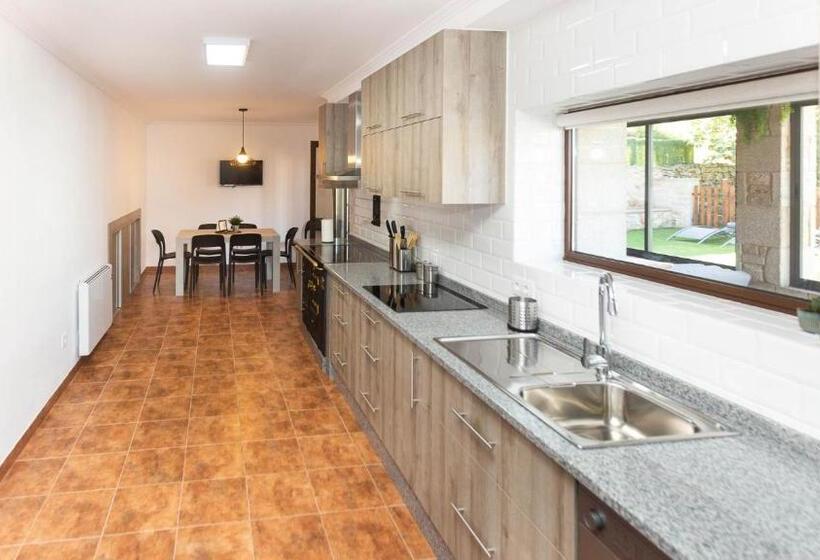 Hospedium Galitrips A Casa De Lucho