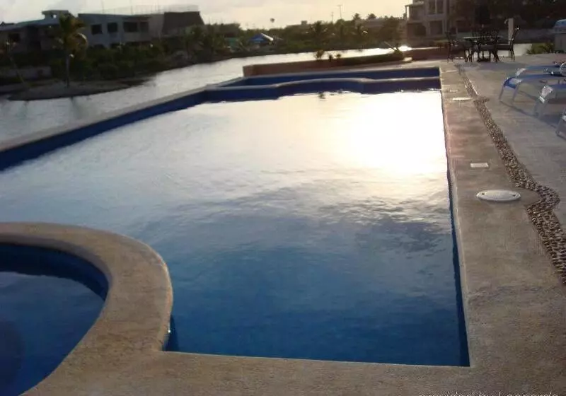 호텔 Aventuras Club Marina