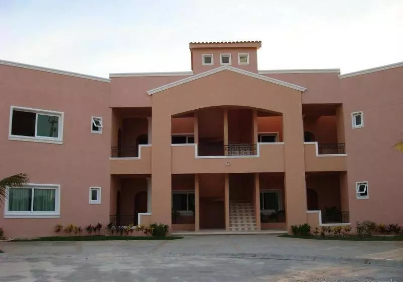 호텔 Aventuras Club Marina