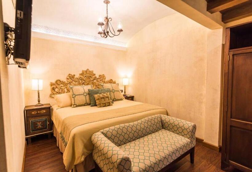 هتل Boutique Los Pasos & Spa