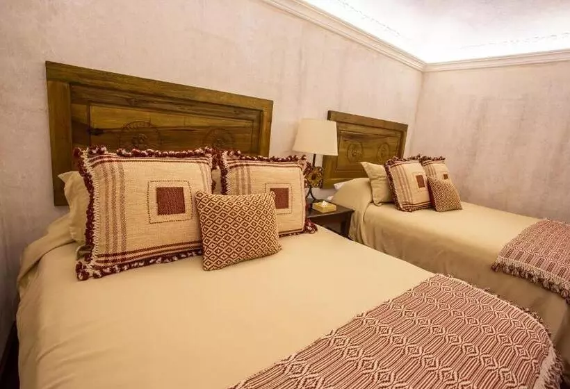 هتل Boutique Los Pasos & Spa