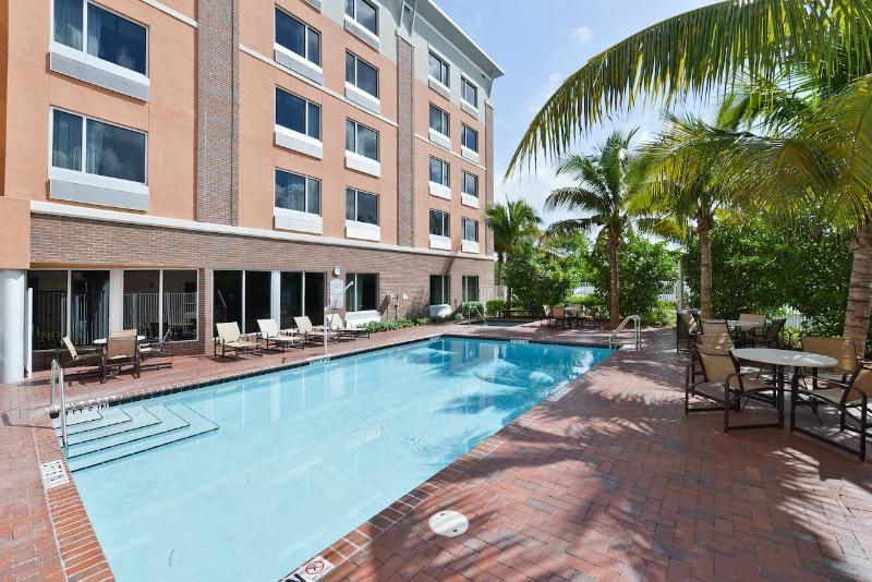 Cambria Hotel Ft Lauderdale, Airport South & Cruise Port