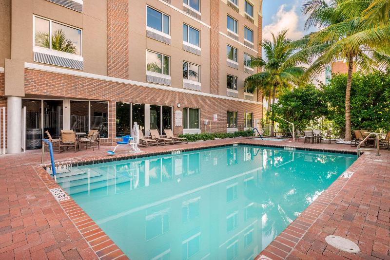 Cambria Hotel Ft Lauderdale, Airport South & Cruise Port