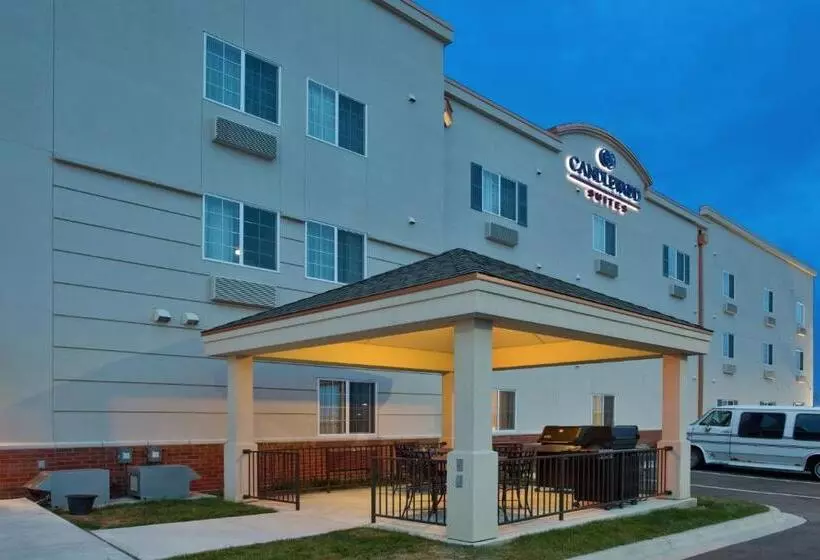 Отель Candlewood Suites Elgin – Northwest Chicago, An Ihg