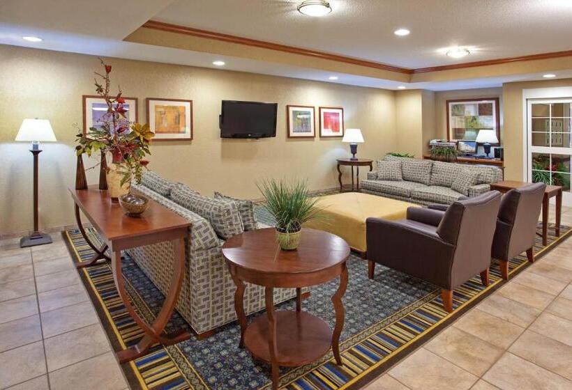 Отель Candlewood Suites Elgin – Northwest Chicago, An Ihg