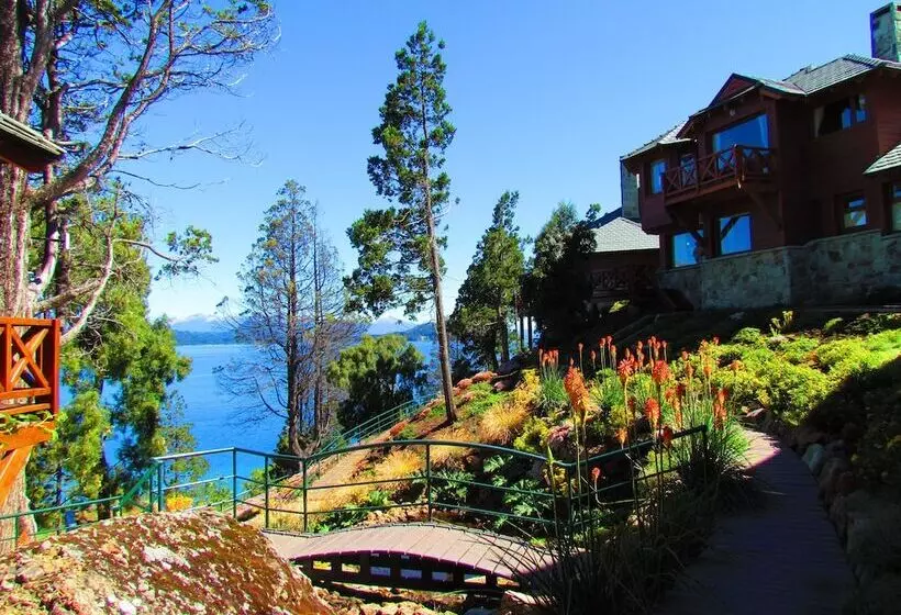 هتل Charming Luxury Lodge & Private Spa