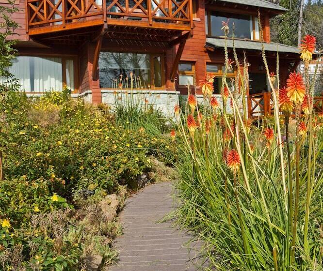 هتل Charming Luxury Lodge & Private Spa