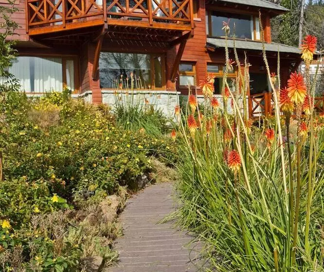 هتل Charming Luxury Lodge & Private Spa