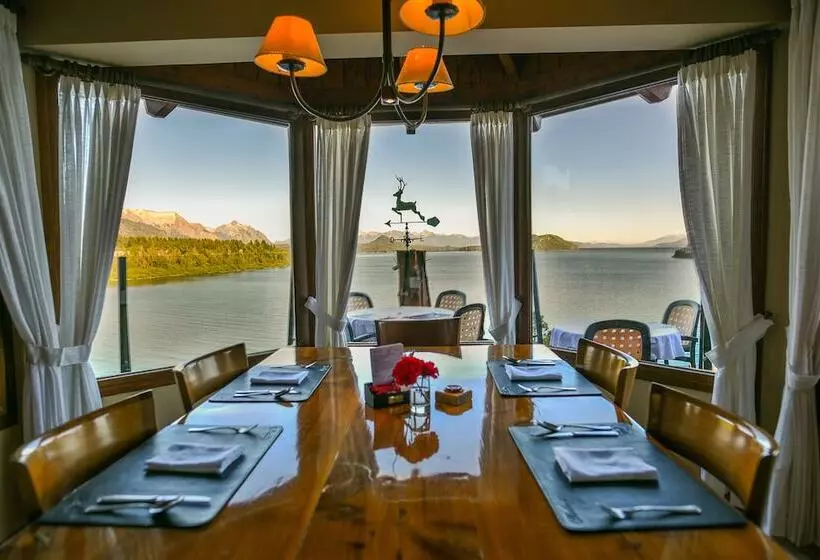 هتل Charming Luxury Lodge & Private Spa