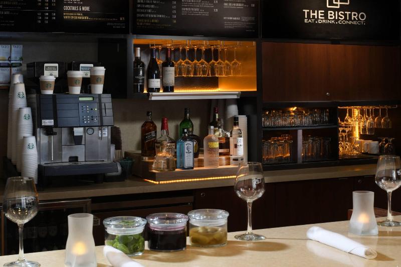 هتل Courtyard By Marriott San Antonio Riverwalk