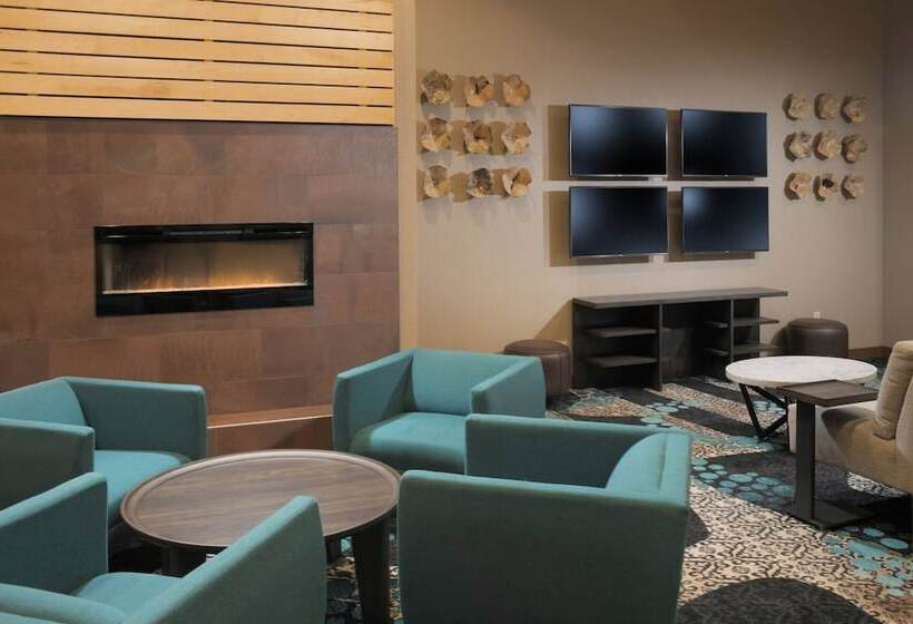 هتل Courtyard By Marriott San Antonio Riverwalk