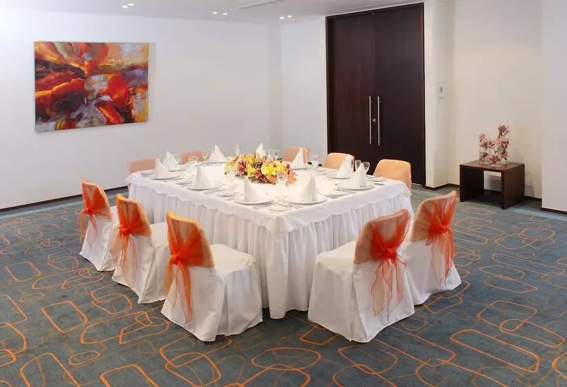 Hotel Estelar Alto Prado