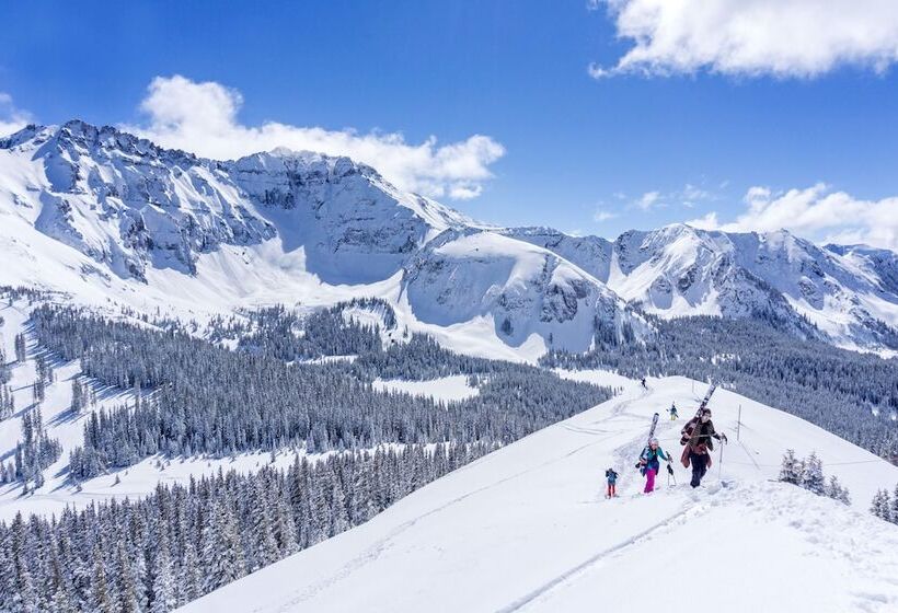 Отель Fairmont Heritage Place, Franz Klammer Lodge