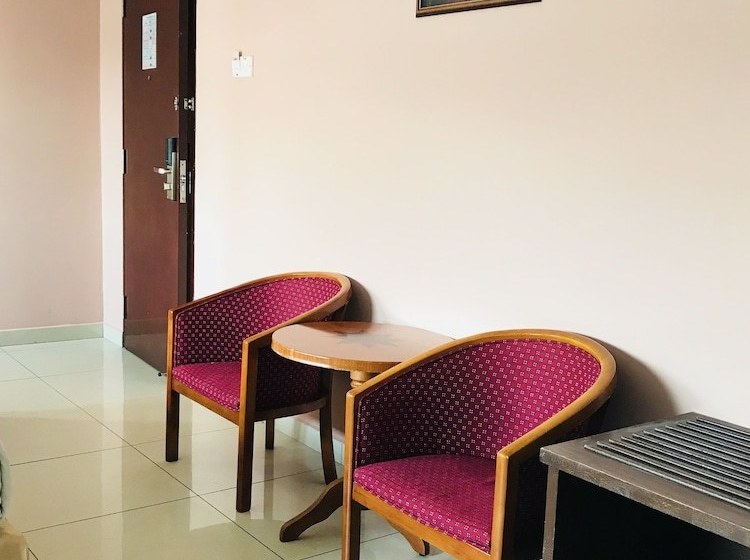 בית מלון כפרי Family