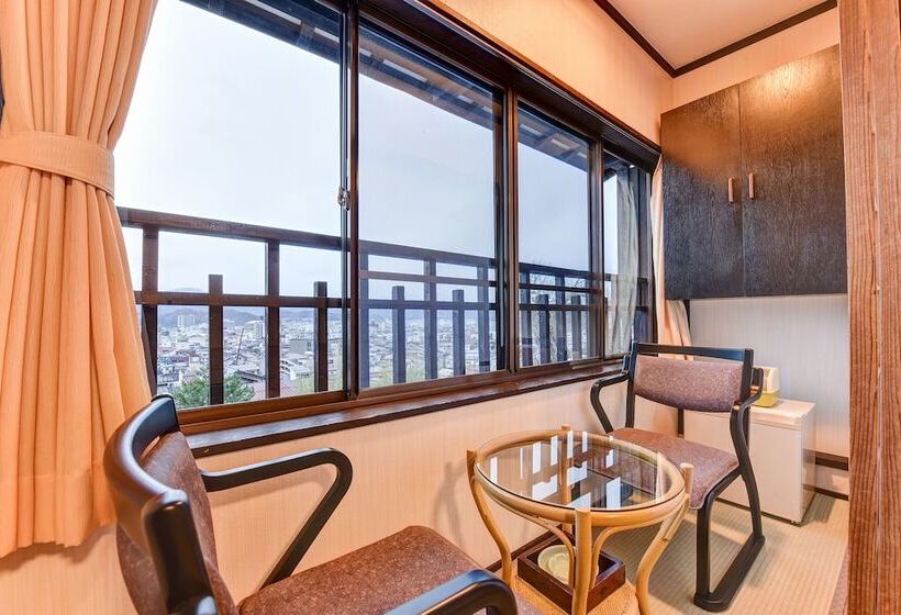 Hotel Hidatakayama Futarishizuka Hakuun