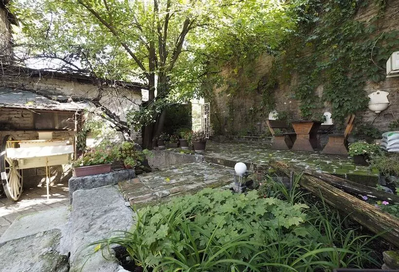 Garni Hotel Le Petit Piaf