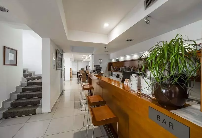 Garni Hotel Le Petit Piaf