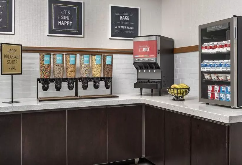 בית מלון כפרי Hampton Inn Birmingham I65/lakeshore Drive